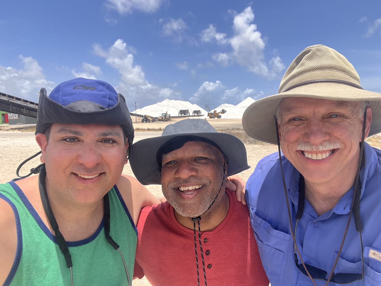 Bart De Stasio (right) poses with Brian Piasecki and Jose Encarnacion while in Bonaire during Spring Term 2024.