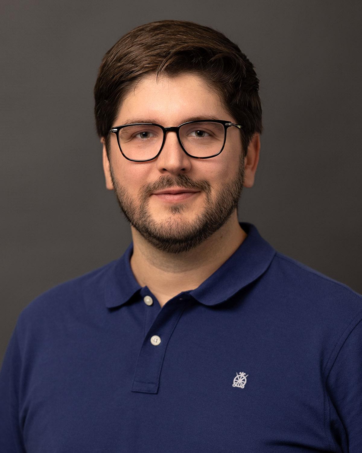 Headshot of Víctor Garre León, assistant professor of Spanish and linguistics.