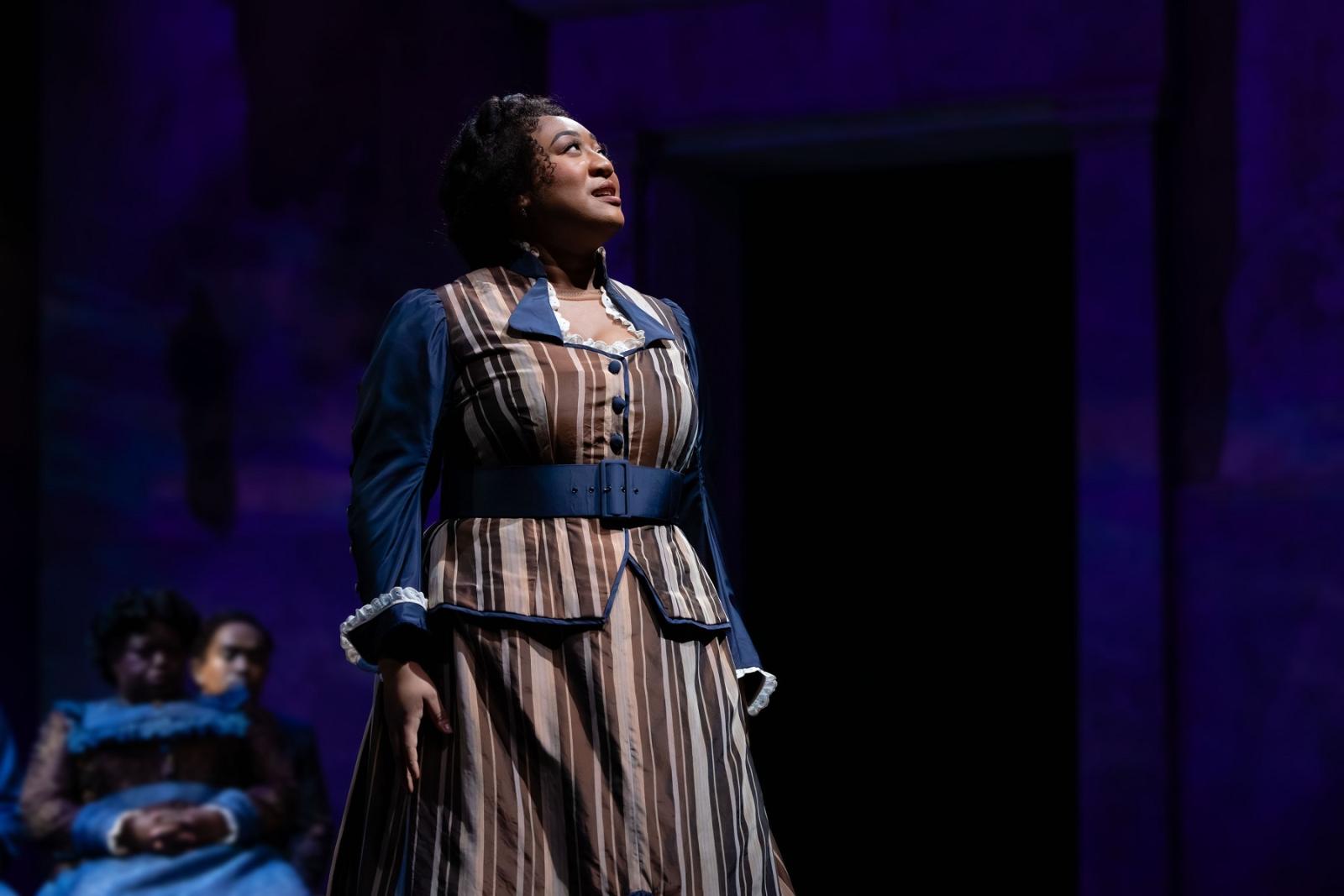 Hannah Jones performs in Seattle Opera's "Jubilee."