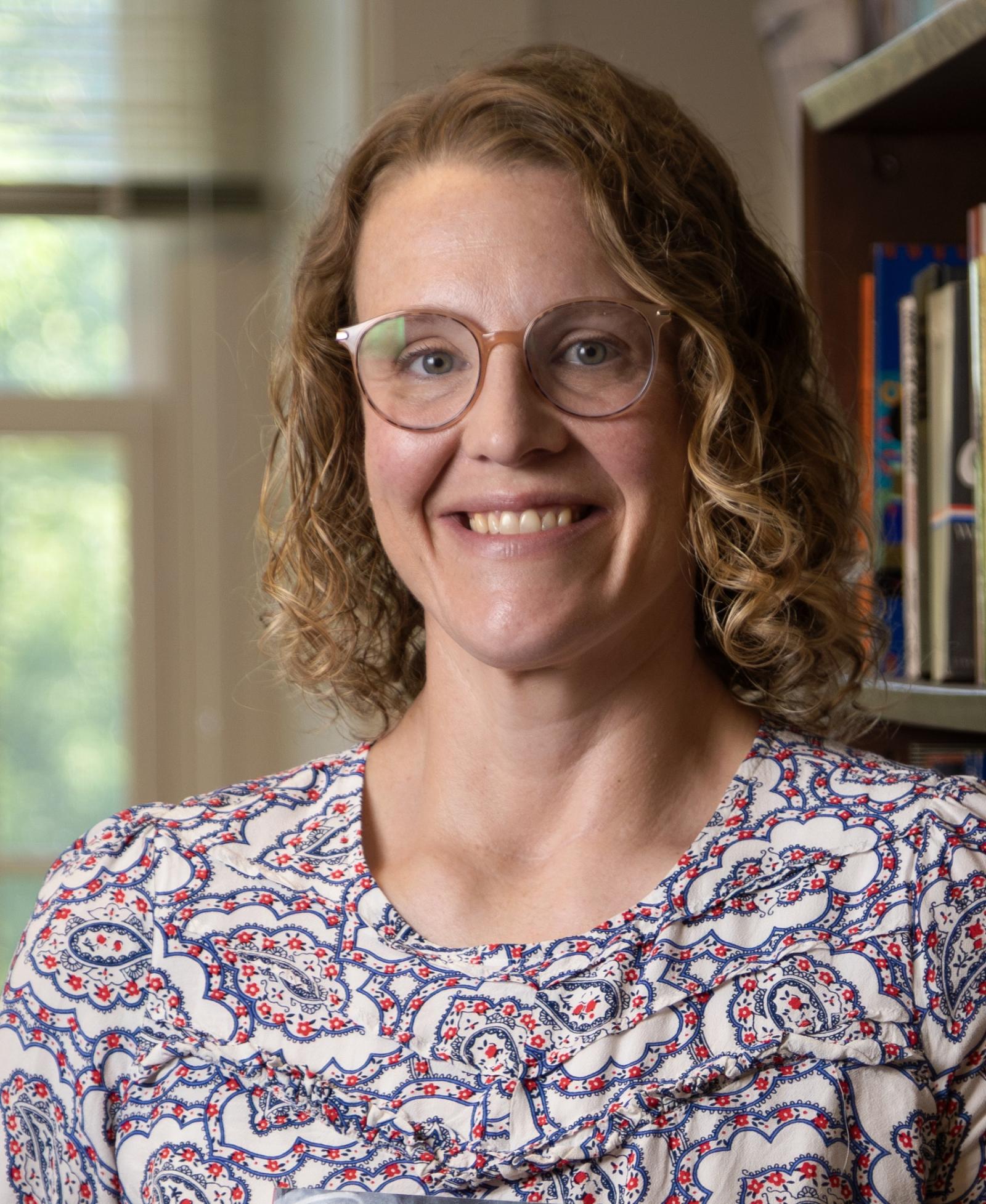 Headshot of Betsy Schlabach