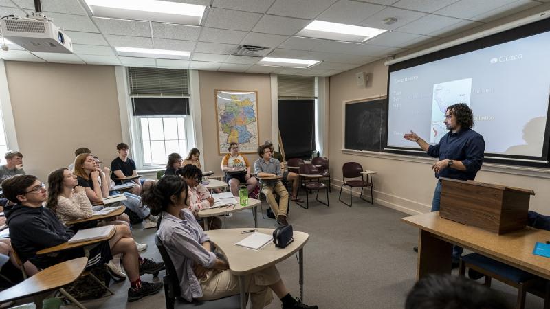 Students take notes as history professor Jake Frederick leads an Emergence of the Modern World class.